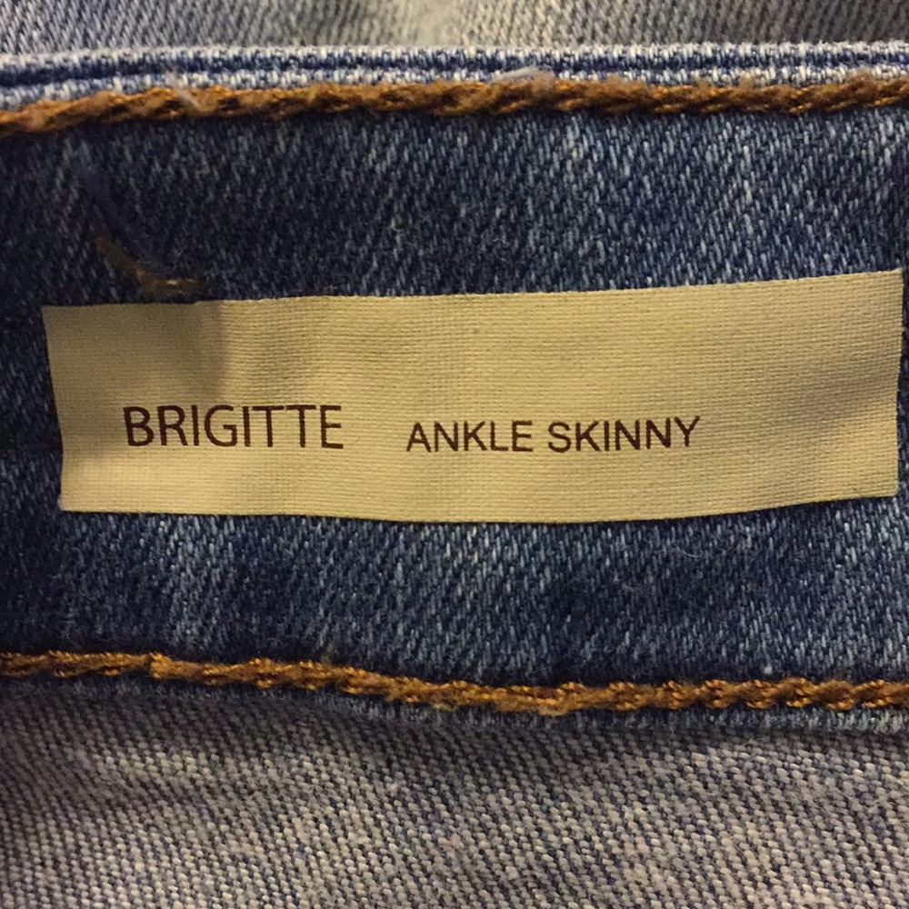 Jeans - Picture 3 of 4